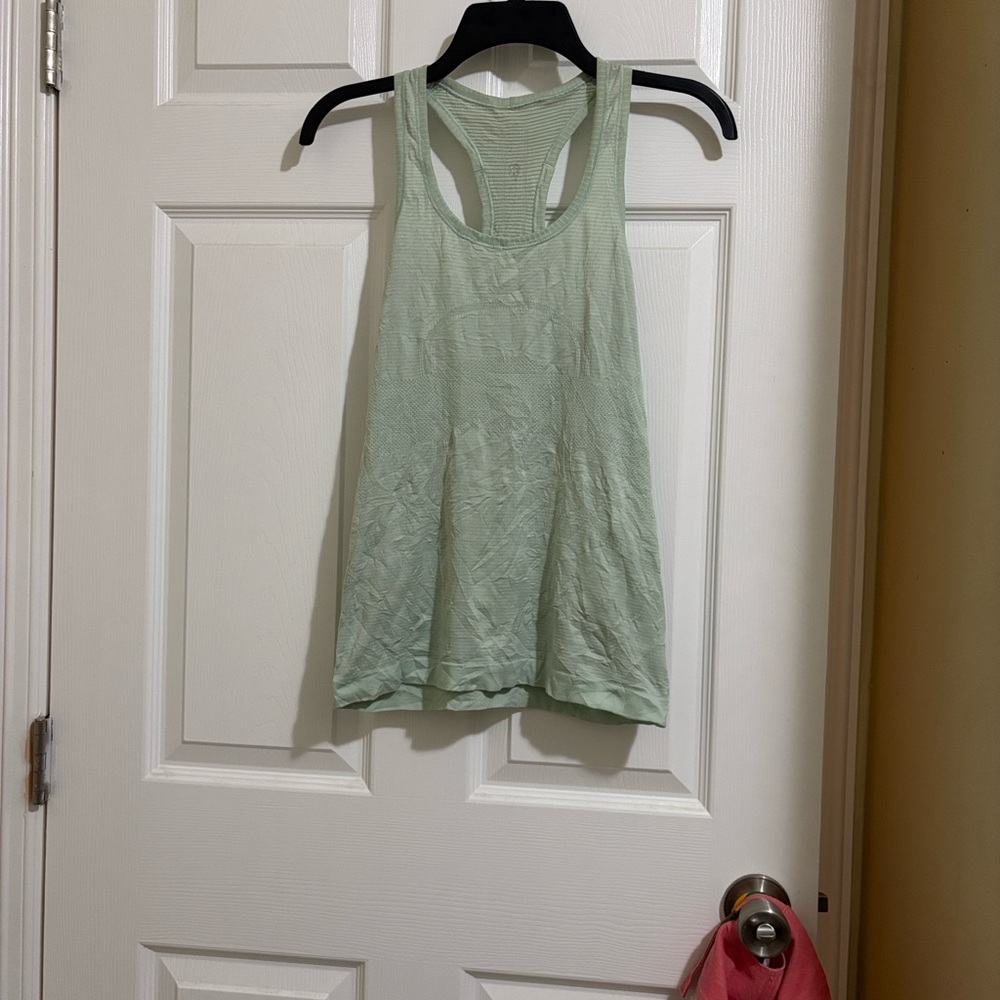 Lululemon tank I run for cheese size 6
